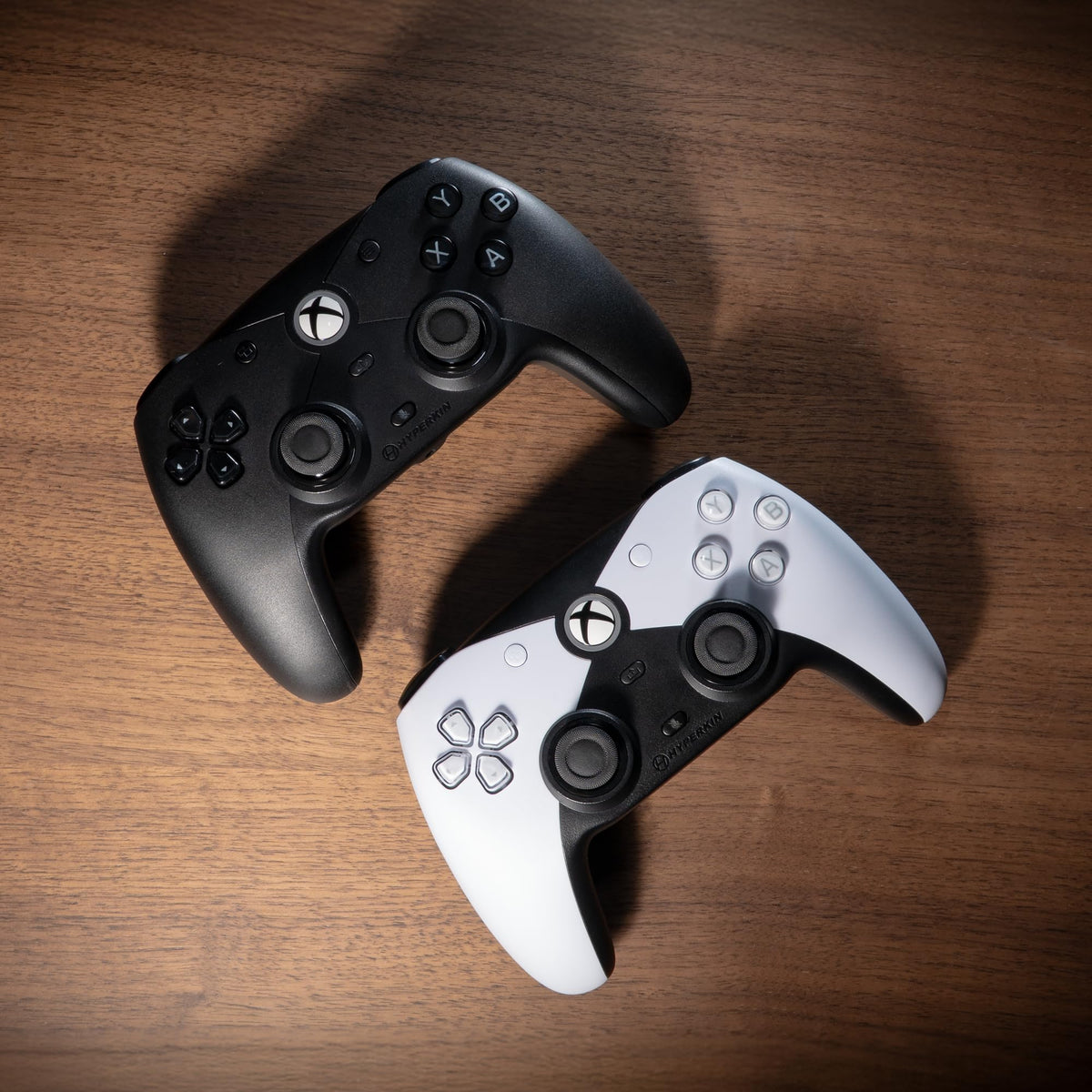 White Wired Controller with Hall Effect Joysticks O70145